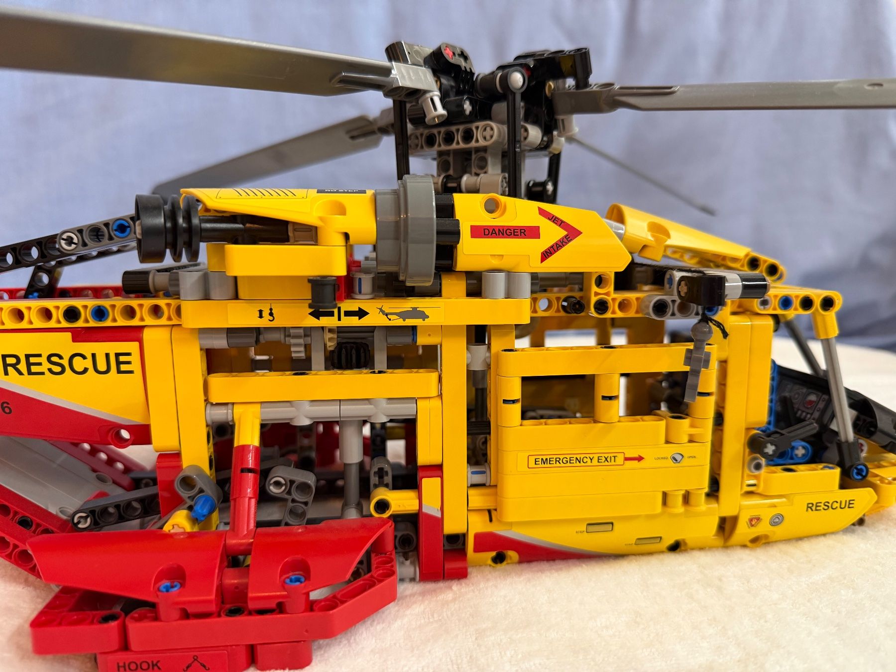 Lego Giocattoli: LEGO Technic Rescue Helicopter – Usato da Erlenbach ZH venduto da ric_p85k 1