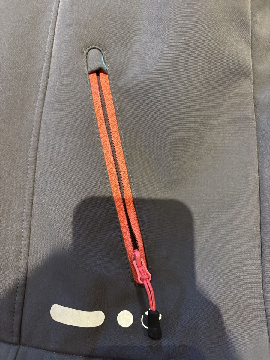 Trevolution Jacken: Trevolution Softshell Jacke, Top Zustand, Grösse 176! – Neu (gemäss Beschreibung) aus Kirchberg SG von lar_8mw6 1