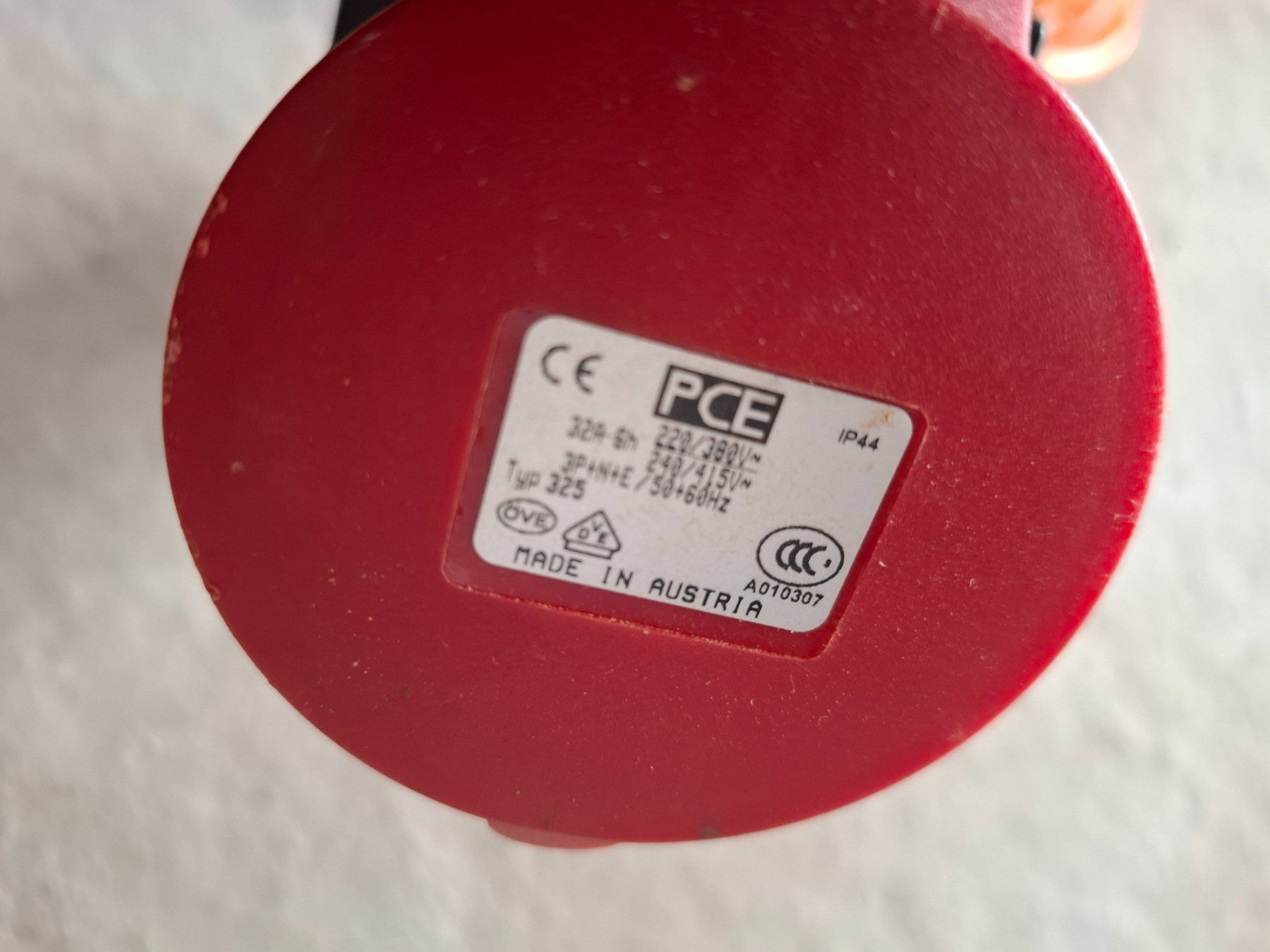 Laufwerke & Adapter: PCE 9436432 CEE Adapter – Gebraucht aus Steg im Tösstal von LARO14 2