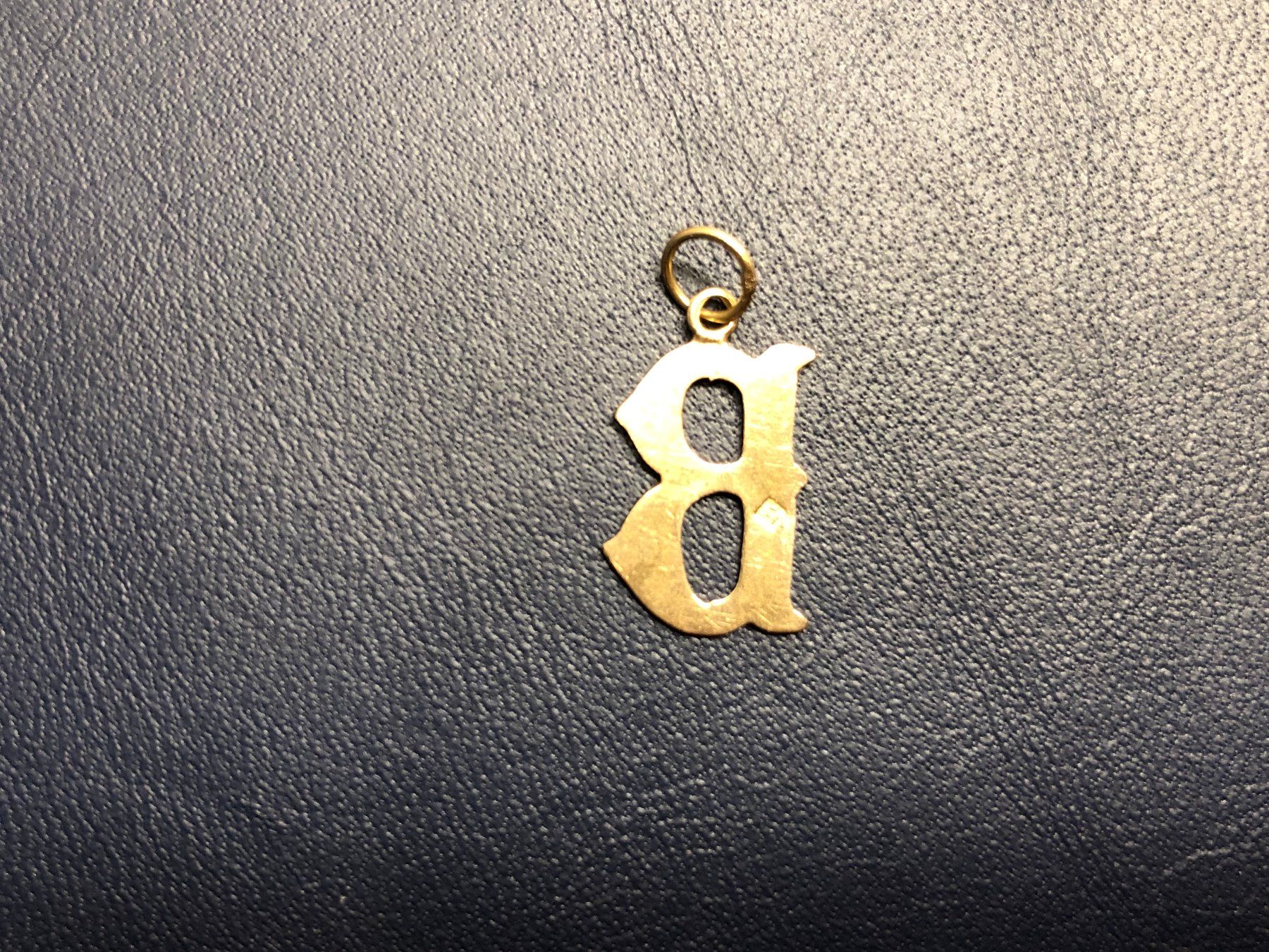 Ciondoli: Buchstabe "B" aus Gelbgold 18 Karat 750 – Usato da Bern venduto da bombich 1