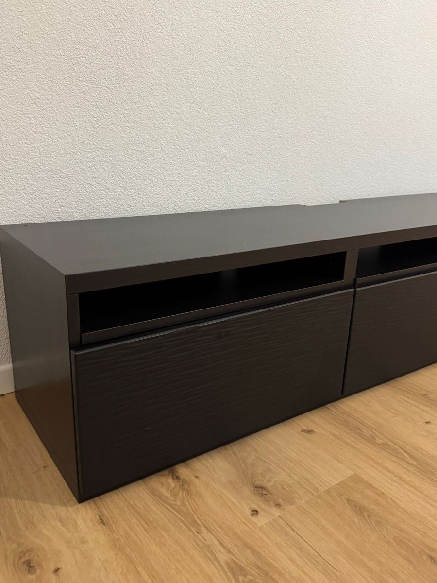 Ikea Meubles TV: IKEA Meuble tv avec rangement  – Neuf (Voir description) à La Chaux-de-Fonds par ped_8hw7