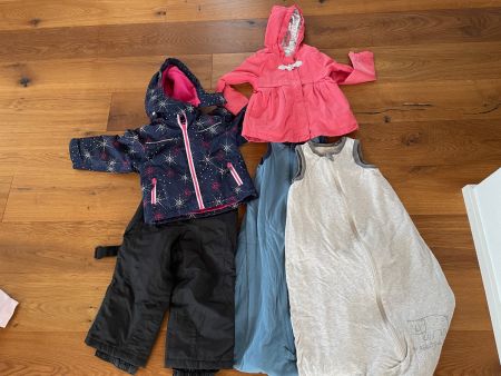 Winter-Kleiderpaket Mädchen, Grösse 86, 53-teilig