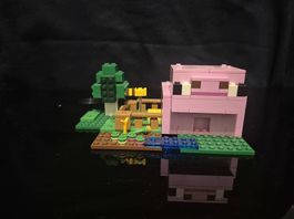 LEGO Minecraft Das Babyschwein-Haus 21268