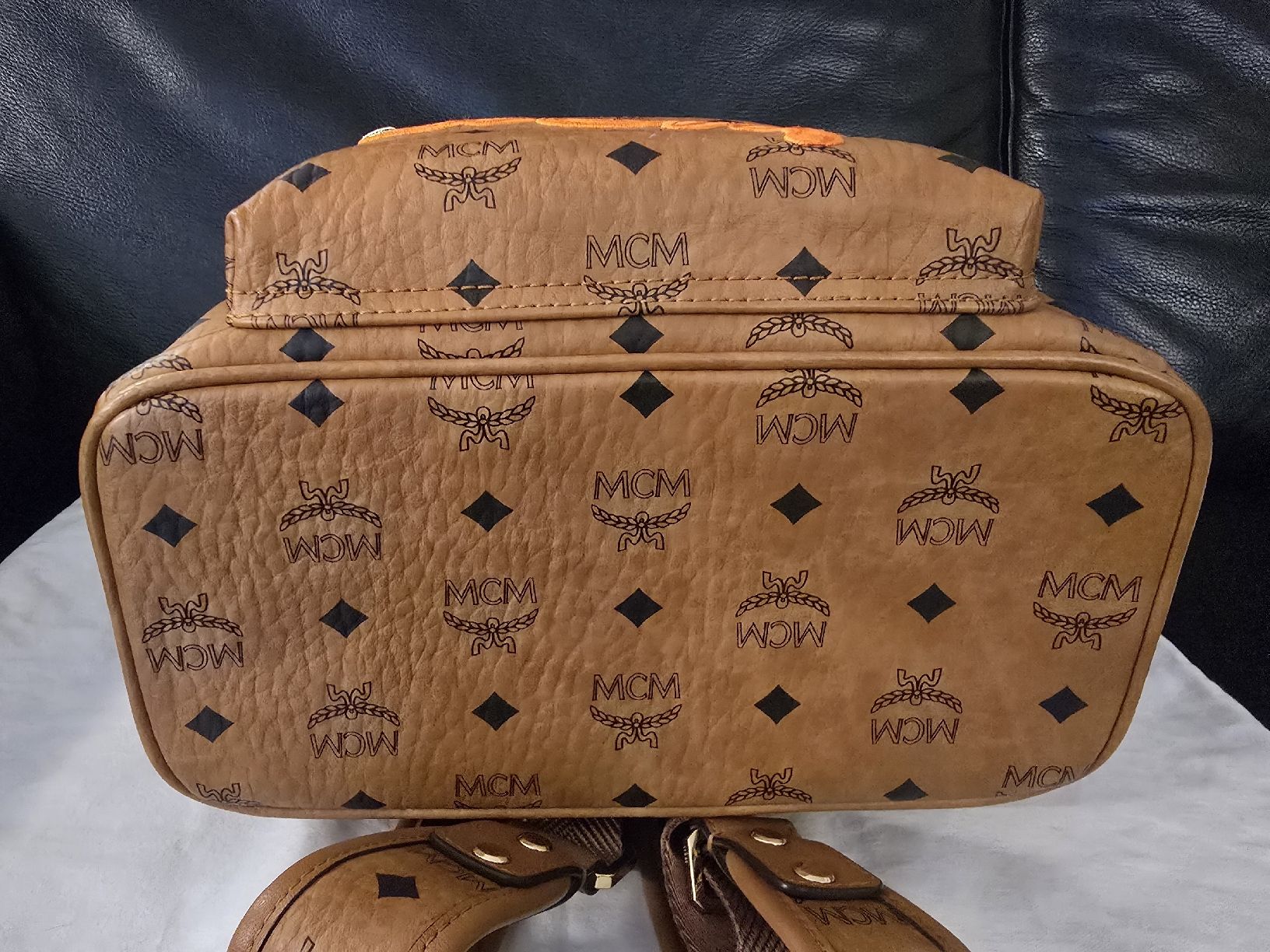 Mcm Zaini: MCM Rucksack Stark Berlin – Usato da Gattikon venduto da lavric_d 2