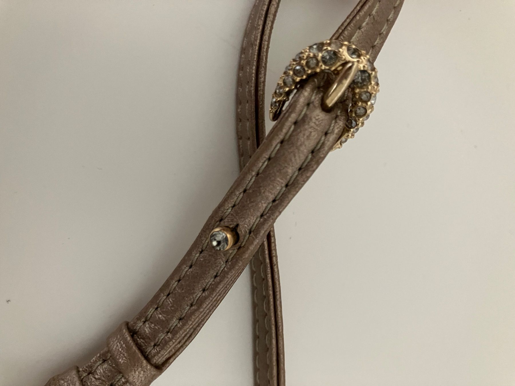 Swarovski Taschen für Damen: Swarovski Tasche – Gebraucht aus Spreitenbach von schwarzerhase70 1