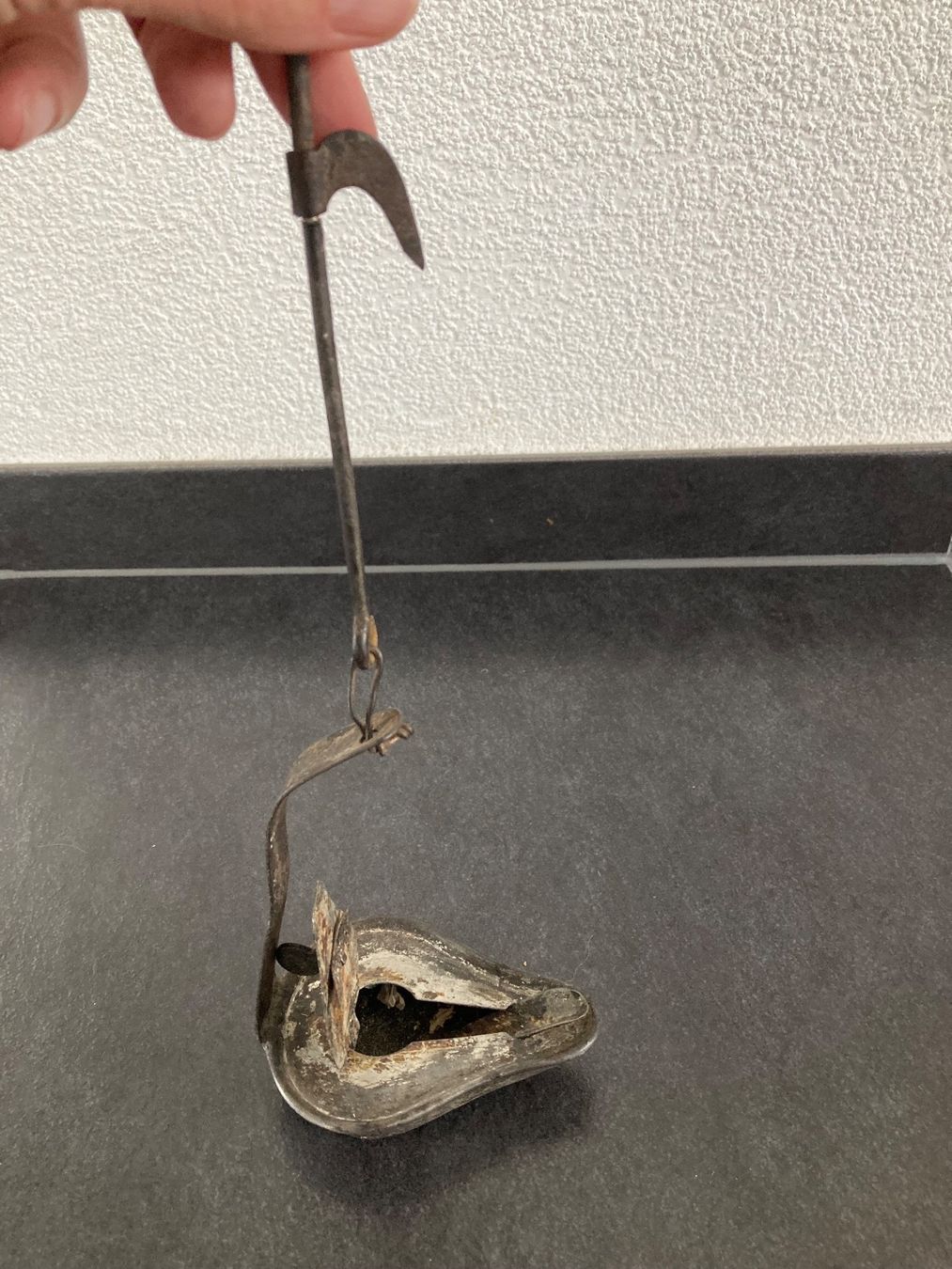 Lampade: Ancienne lampe à huile – Usato da Aumont venduto da del_f2k9 3