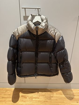 Moncler Jacke Damen
