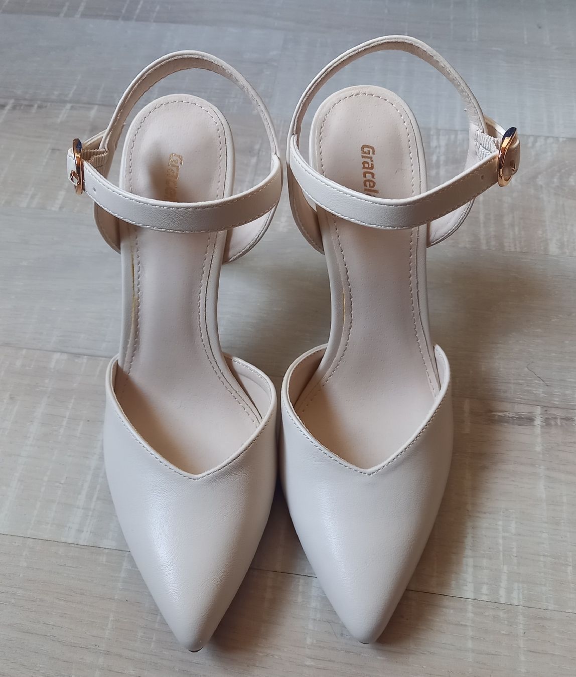 Scarpe da donna: 2 paires d'escarpins taille 36 – Usato da Tramelan venduto da Belleza82 1