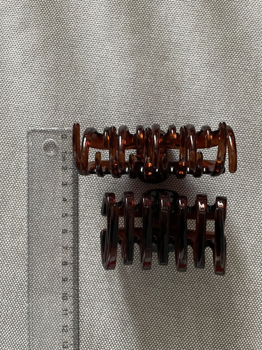 Accessori per capelli: 2 Haarklammern von Trisa, neu – Nuovo (secondo la descrizione) da Uster venduto da em_58td 1