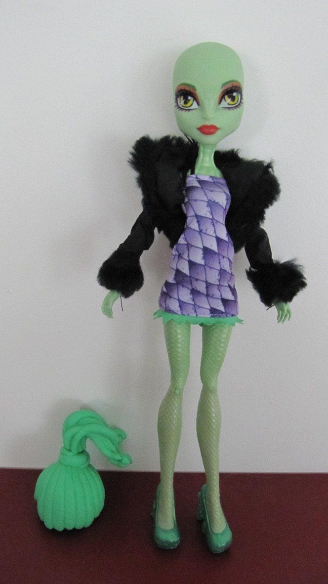 Bambole: Monster High Puppe – Usato da Brunnen venduto da Kiwiland1 3