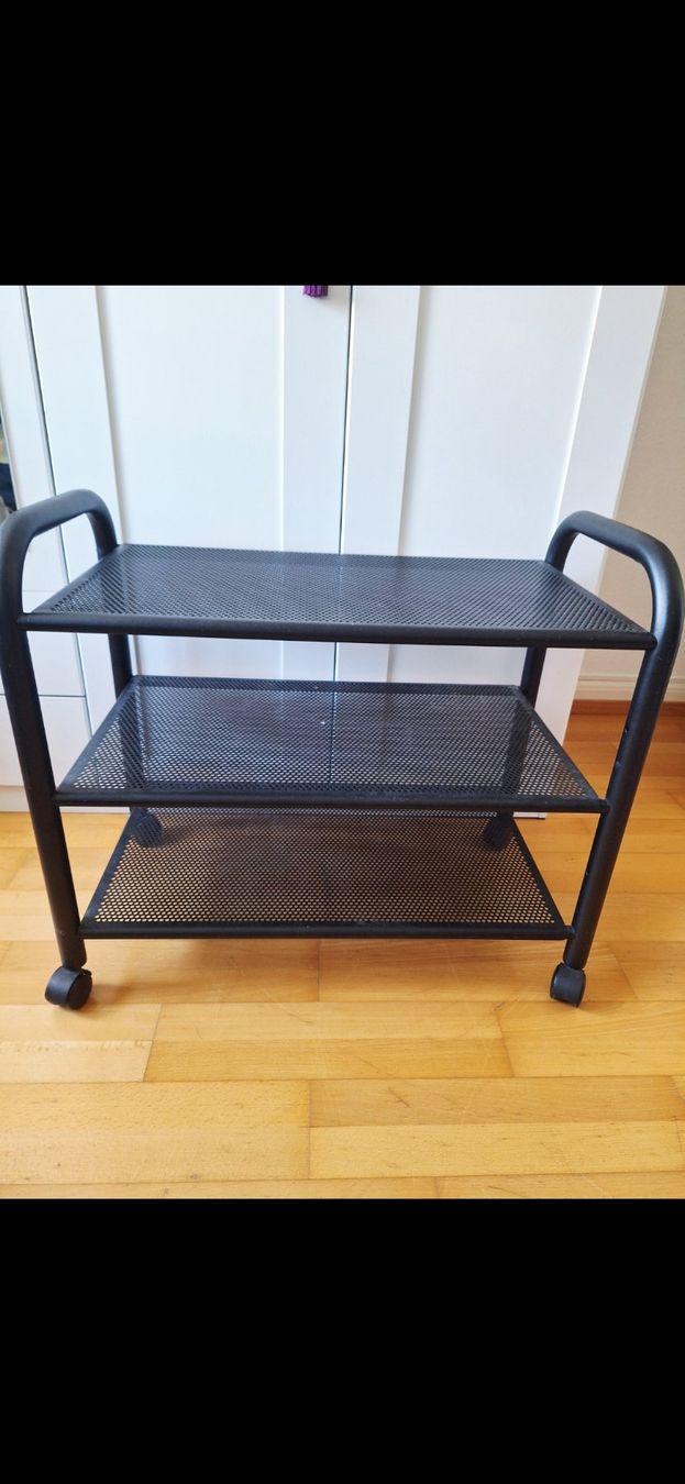 Letti: Tech Trolley – Usato da Zürich venduto da pan_cq85