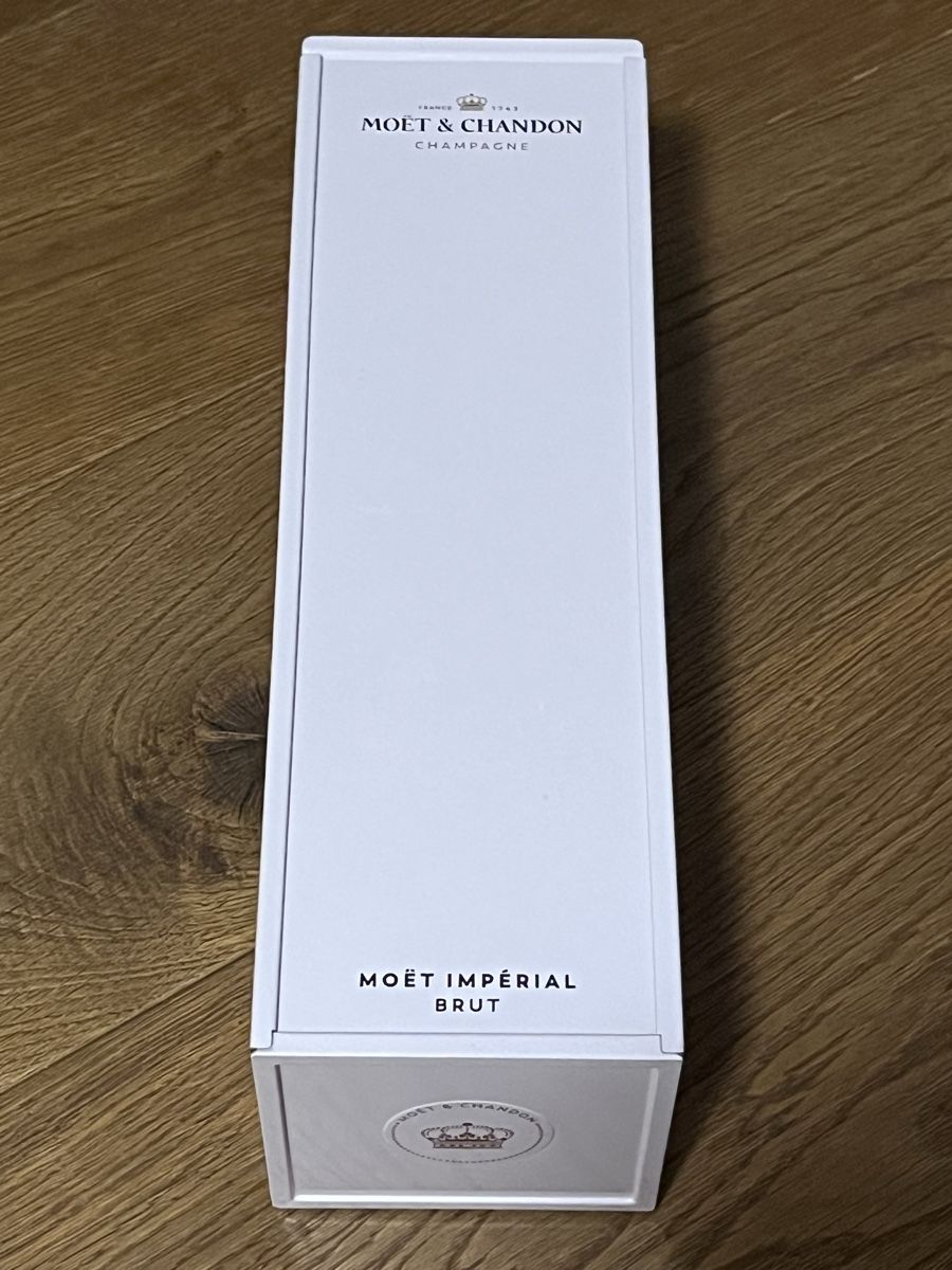 Moet Altro: BRUT - COFFRET MÉTAL MOËT & CHANDON 75cl – Nuovo (secondo la descrizione) da BREMBLENS venduto da Lafoudre 2