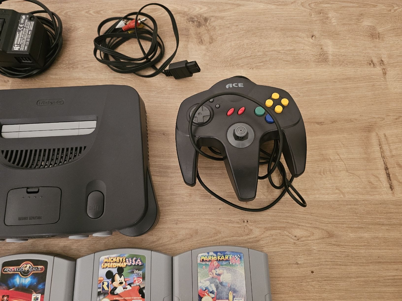 Nintendo Console: nitendo n64 konsole – Usato da Kreuzlingen venduto da milo-ss 3