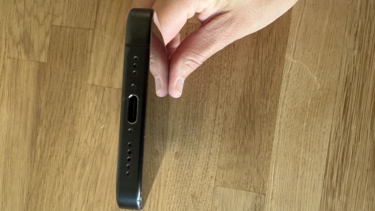 Apple Handys / Smartphones: Apple iPhone 15 Pro 256GB Black Titanium | Box, Cable & Case – Gebraucht aus Adliswil von micheleb 8