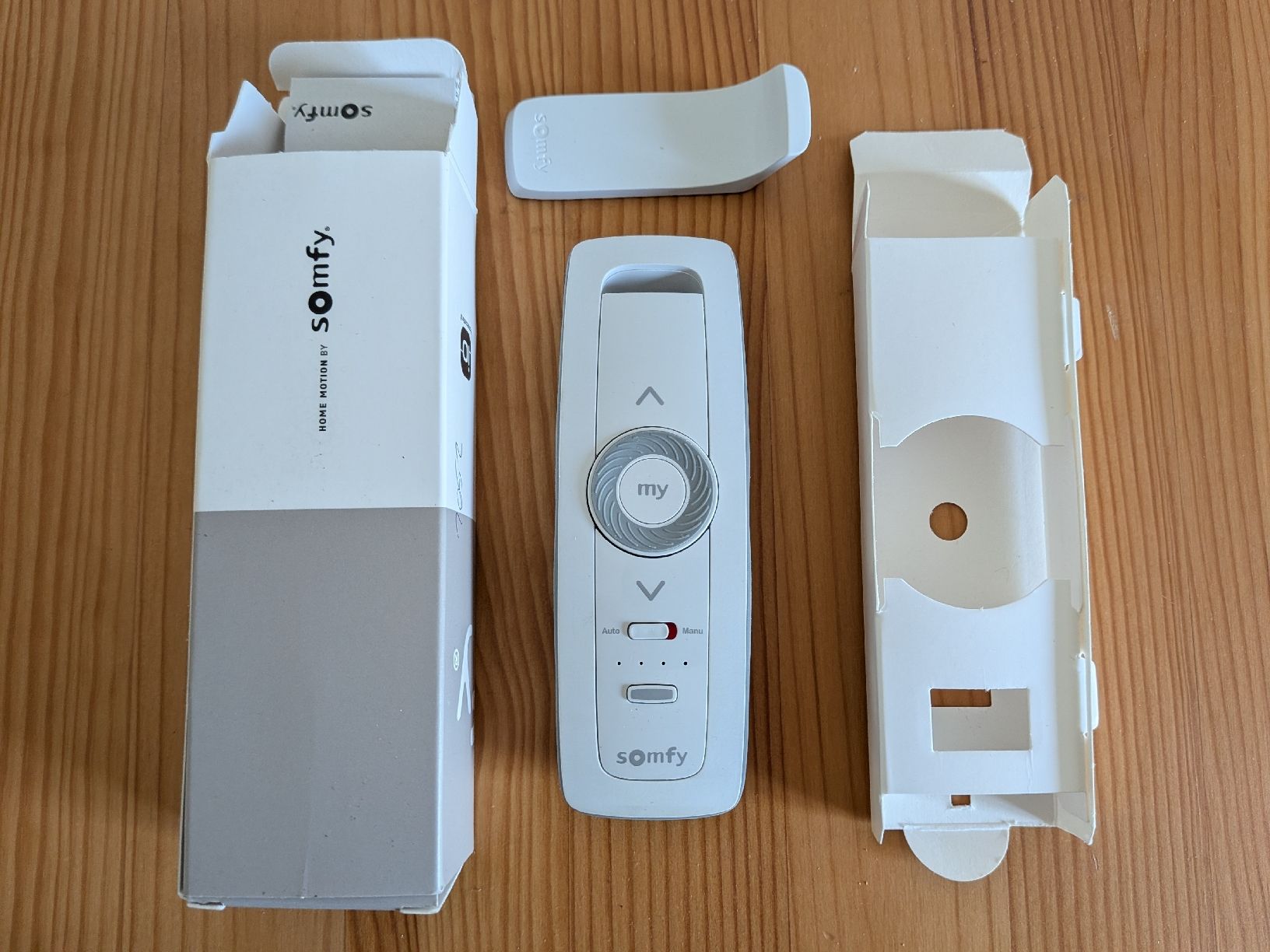 Somfy Tende da sole: Somfy Situo 5 Var A/M io Pure II A – Nuovo (secondo la descrizione) da Hünibach venduto da Side-Quest