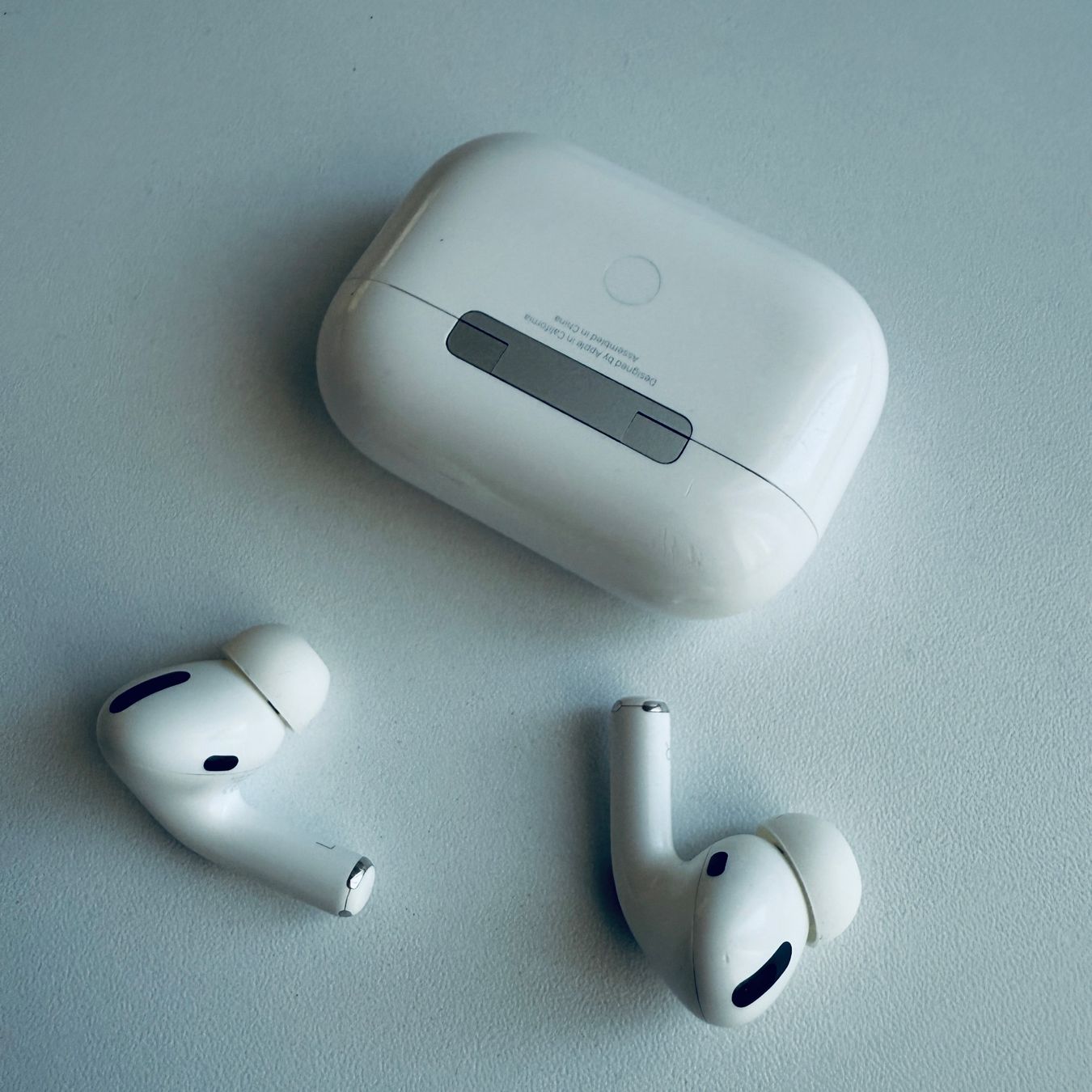 Apple Cuffie: Original Apple AirPods Pro 1 Gen. mit Wireless Case & Kabel – Usato da Basel venduto da MY.AIRPODS.SHOP 7