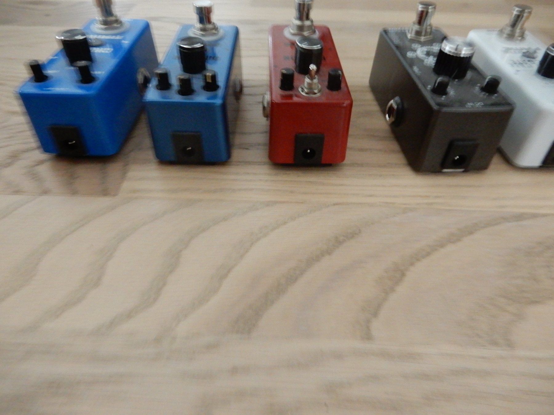 Musikinstrumente: Gitarren-Effekt Geräte – Gebraucht aus Volketswil von asda 2