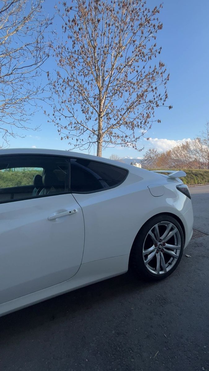 Hyundai Automobili: Hyundai Genesis coupe V6 3.8 – Usato da Vuadens venduto da vin_p8k5 1