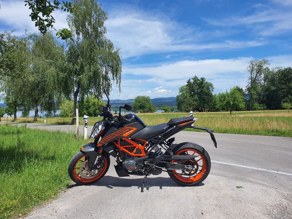 KTM Strada: KTM Duke 125 – Usato da Sulzbach venduto da Cfg0 1
