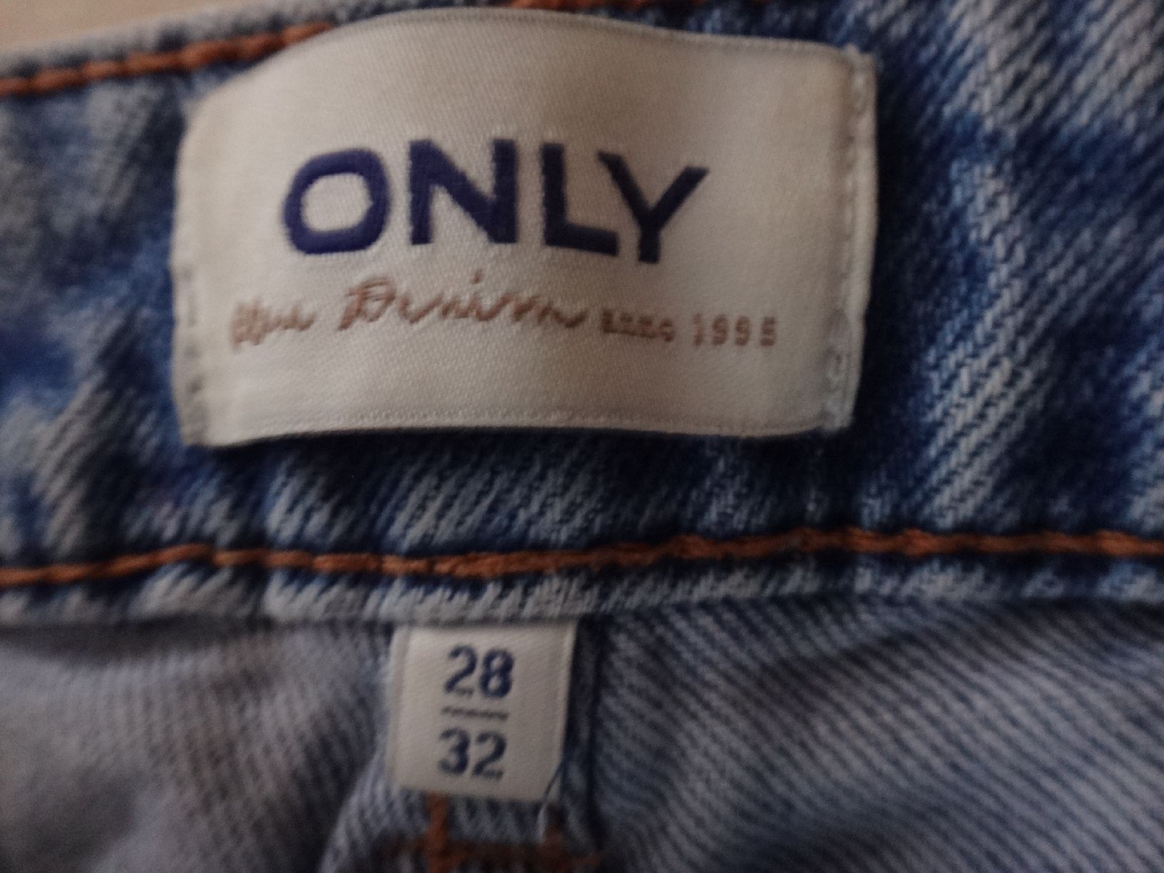 Only Jeans: Jean droit clair – Neu (gemäss Beschreibung) aus Lully FR von fan_h5z8 3