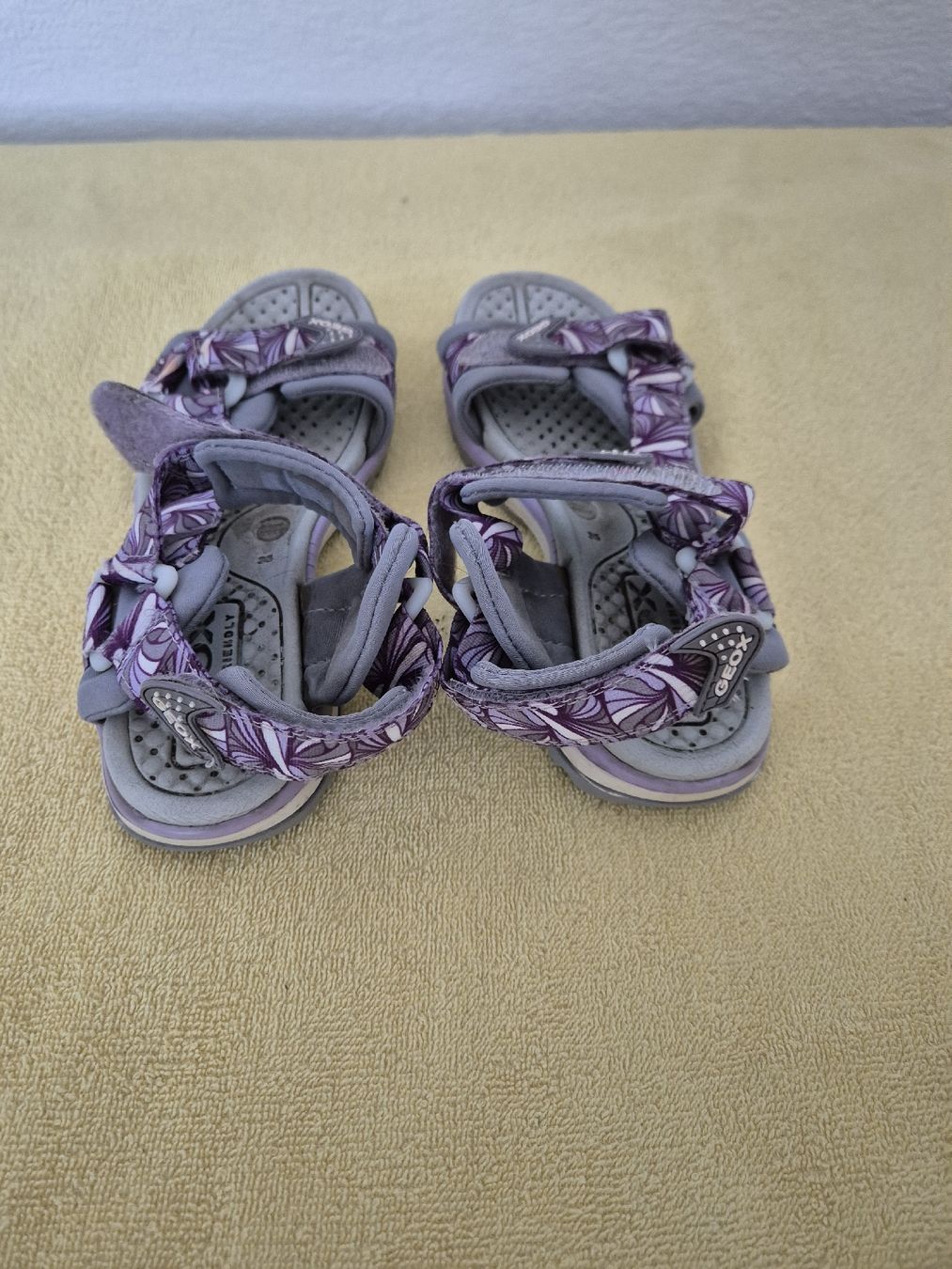 Geox Chaussures femmes: Sandale – D'occasion à Hörhausen par Nuage81 1