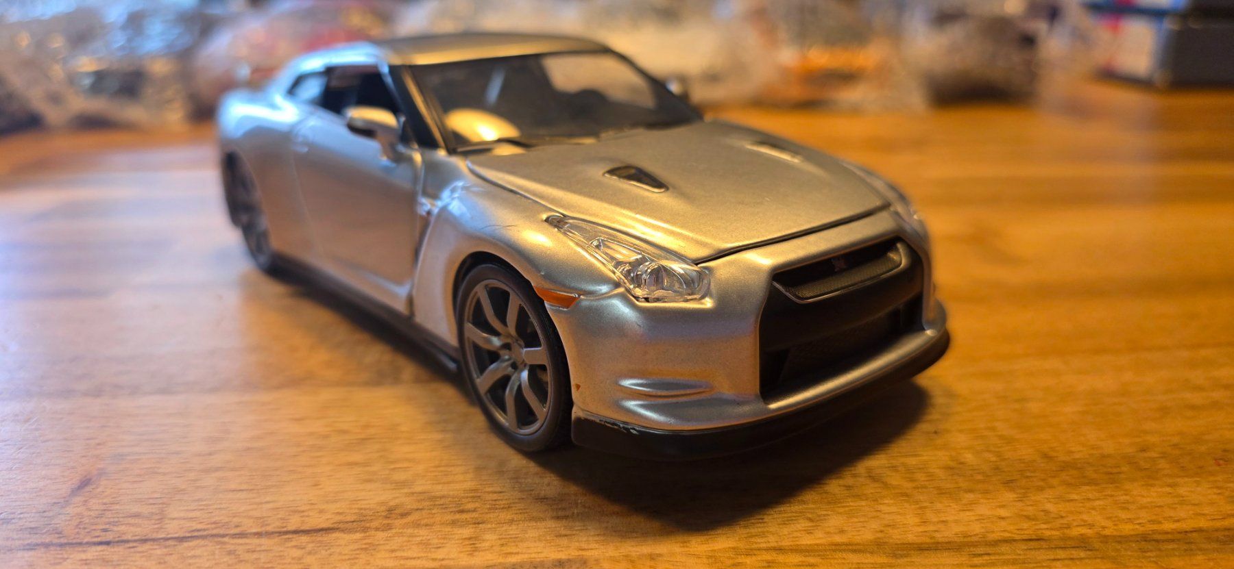 Nissan Modellini d'auto: Nissan GT-R Modellauto silber 1/24 – Usato da Hochfelden venduto da Danizh0 2