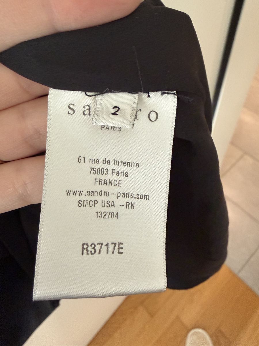 Sandro Vestiti: Sandro Elegant black dress – Usato da Oberengstringen venduto da Titina90 2