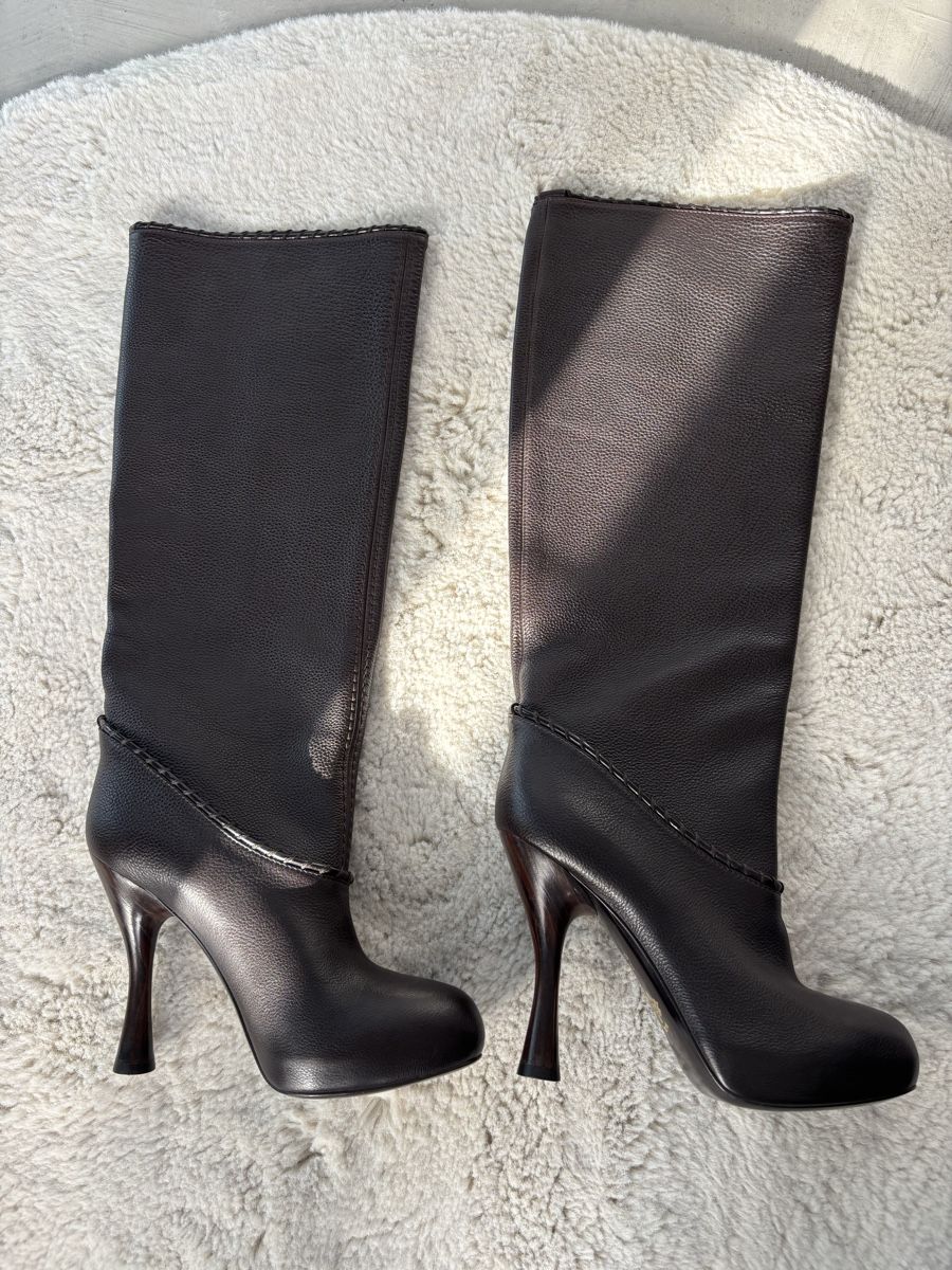 Bally Scarpe da donna: Bally Lederstiefel, Gr. 37, dunkel braun – Nuovo (secondo la descrizione) da Steinmaur venduto da aly_mhs6 1