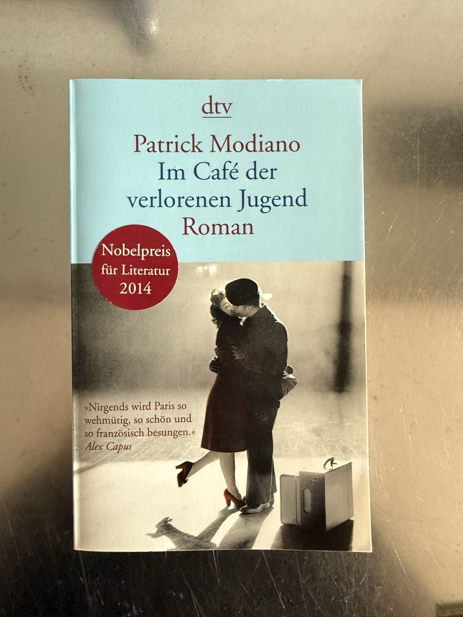 Libri: Im Café der verlorenen Jugend – Nuovo (secondo la descrizione) da Zürich venduto da cle_7zph