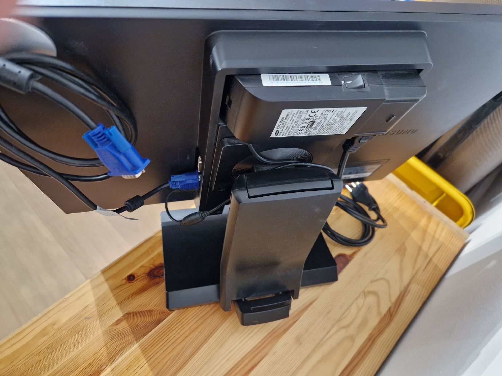 Samsung Monitore: Samsung SyncMaster SA450 Monitor – Gebraucht aus Zürich von Jollyjumper 4