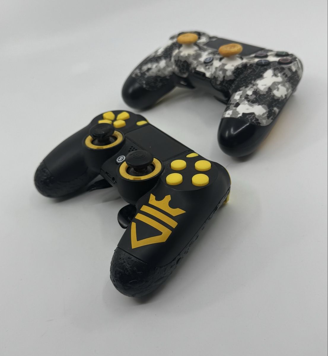 Controller: 2 Playstation 4 Scuf Controller gebraucht – Gebraucht aus Herisau von Seyashop1 3