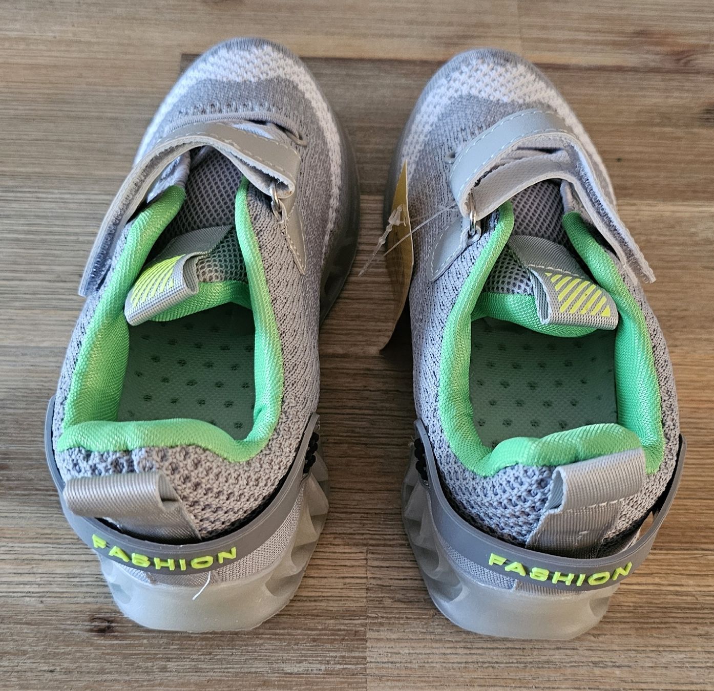Schuhe für Jungen: Coole, neue Sommerschuhe Sneaker Grösse 32 – Neu und originalverpackt aus Basel von Sinibini86 2