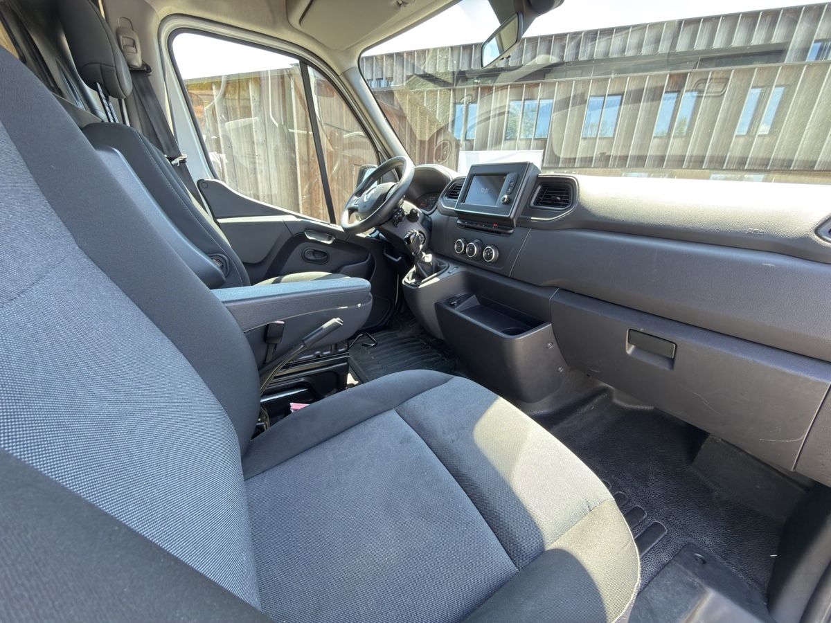 Renault Nutzfahrzeuge: Renault Master L3H2 Transporter - 88000km – Gebraucht aus Sempach von ADR1AN0 4