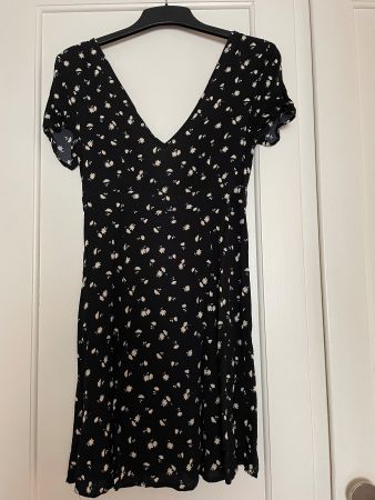 Sommerkleidchen, S