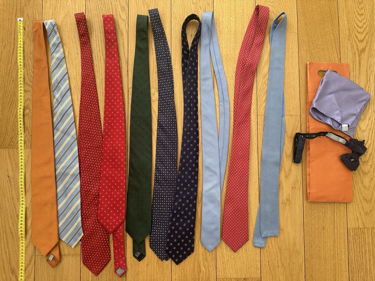 Hugo Boss Cravatte: Men's Ties assorted brands and colours – Usato da Geneve venduto da iri_dr5s 6