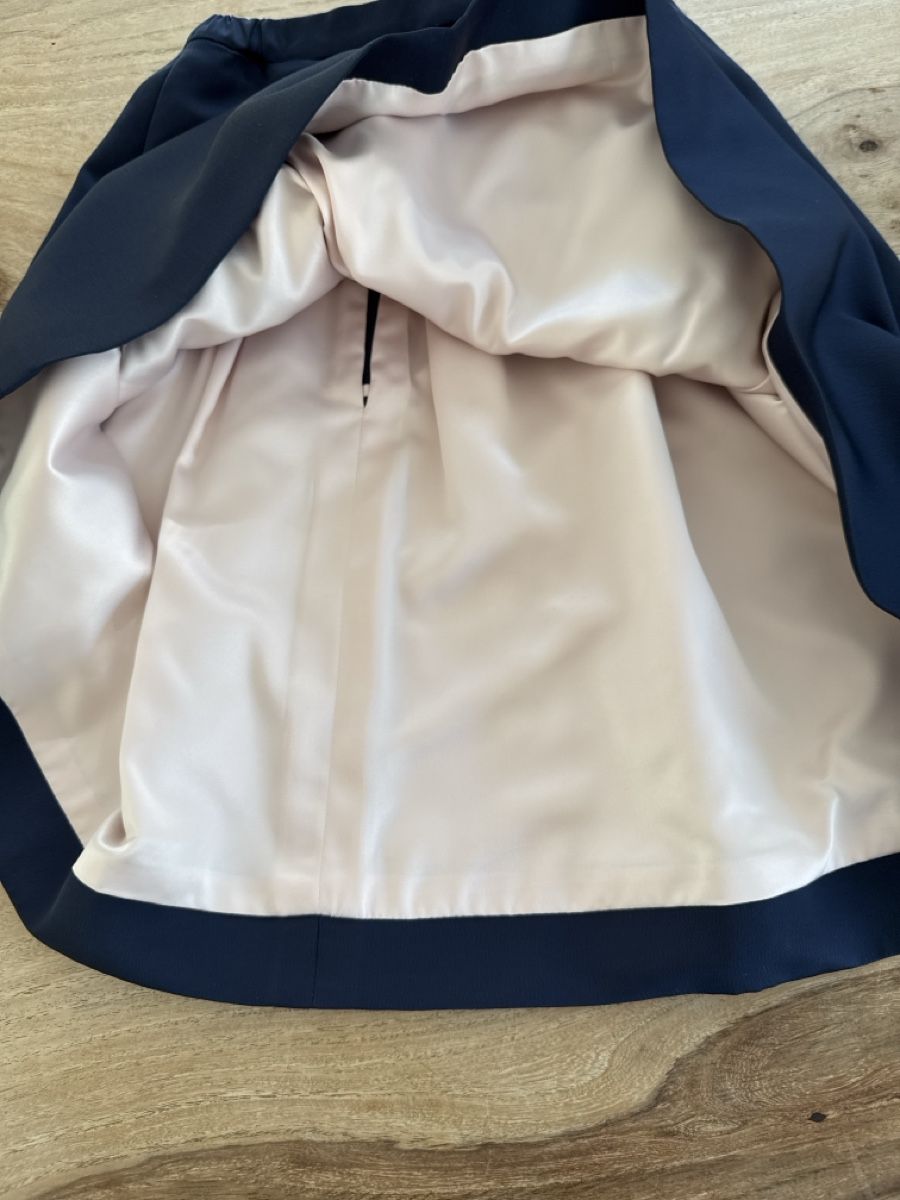 Piqyourdress Gonne: PIQ Jupe – Usato da Gibswil venduto da spongii 2