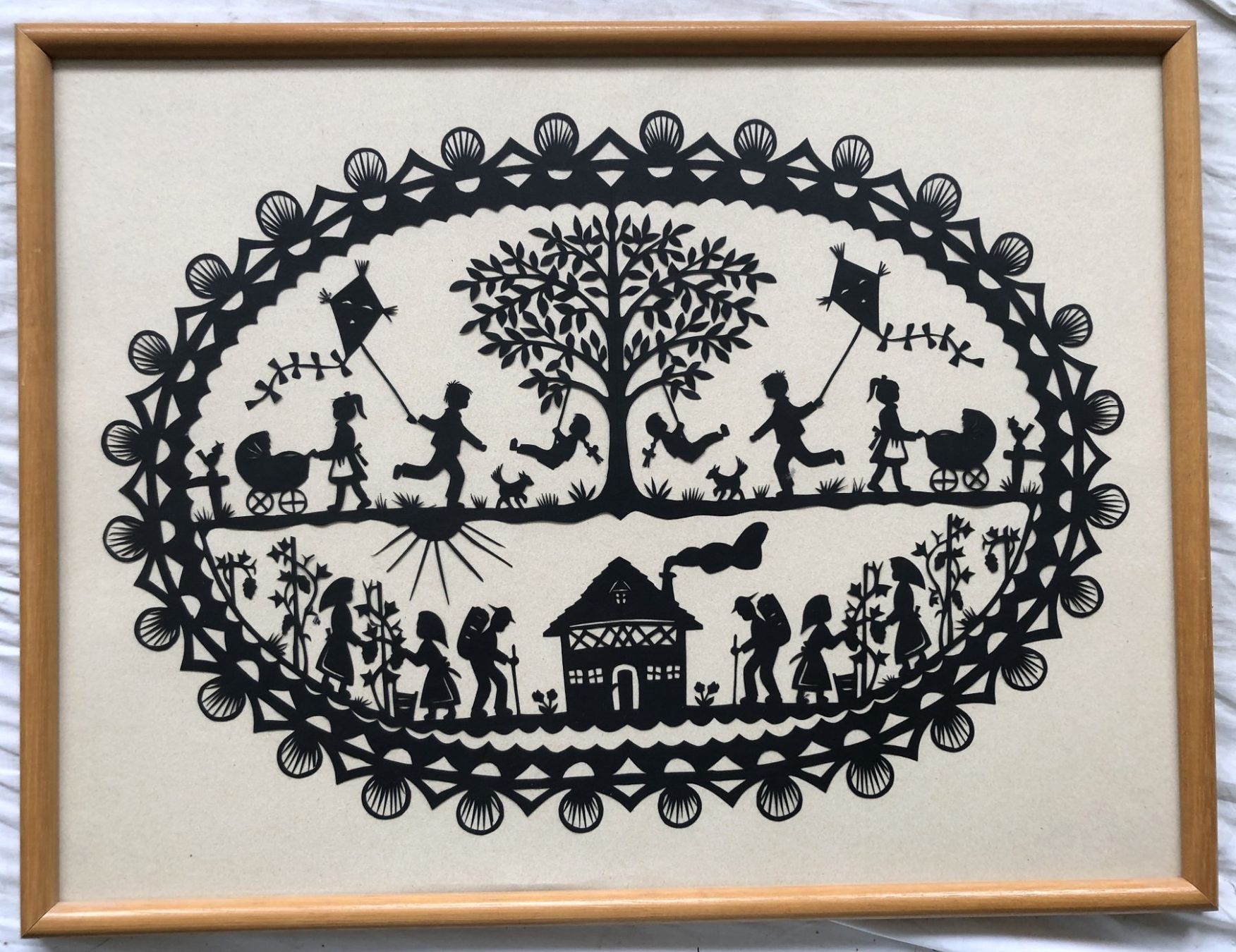 Arts picturaux & lithographies: Original Scherenschnitt - Weinlese & Kinder – D'occasion à Schaffhausen par durruti