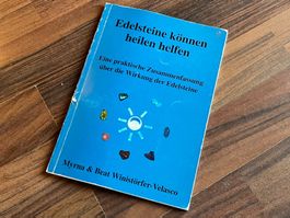 Buch *Edelsteine können heilen helfen* Ratgeber über Wirkung
