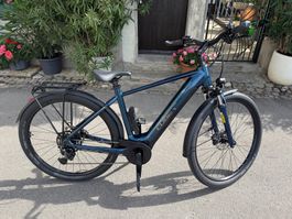 Vélo Cube Touring Hybrid One 625 — État neuf (240 km)