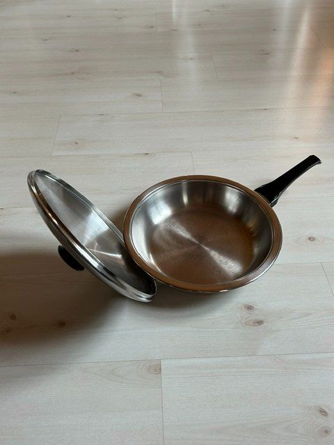 Amc Padelle: AMC Bratpfanne mit Deckel – Usato da Gwatt (Thun) venduto da Piuwe 1
