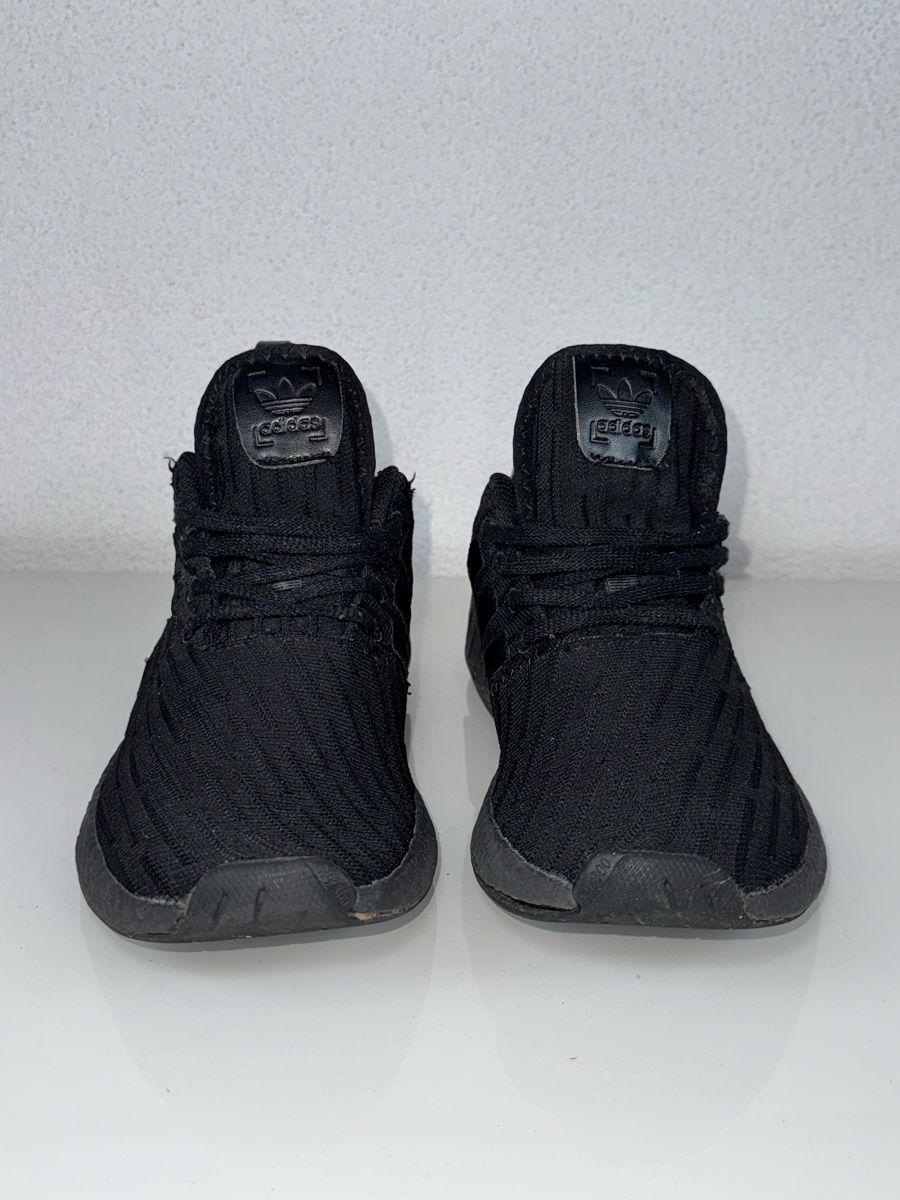 Adidas Scarpe da uomo: Adidas NMD R2 Triple Black – Usato da Glattpark(Opfikon) venduto da modewelt 1