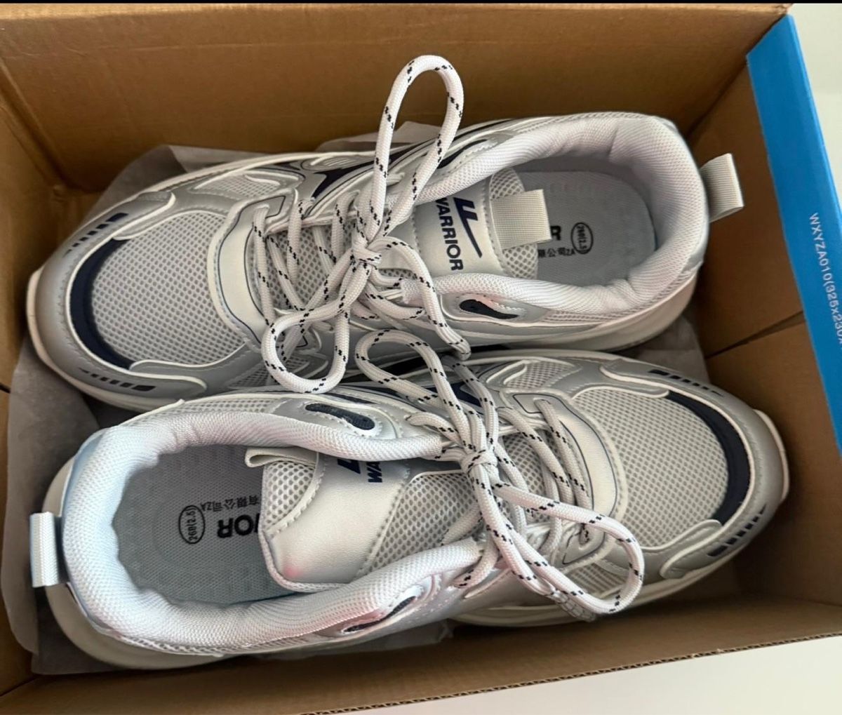 Scarpe da uomo: Sport Schuhe Größe 42 M – Nuovo e nell'imballaggio originale da Zollikofen venduto da Davemirabile