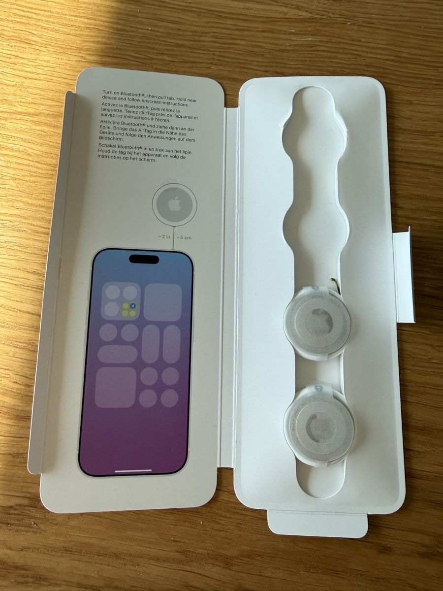Apple Portachiavi: 2x - Apple AirTag (2. Generation) – Nuovo e nell'imballaggio originale da Zürich venduto da mic_bcb5