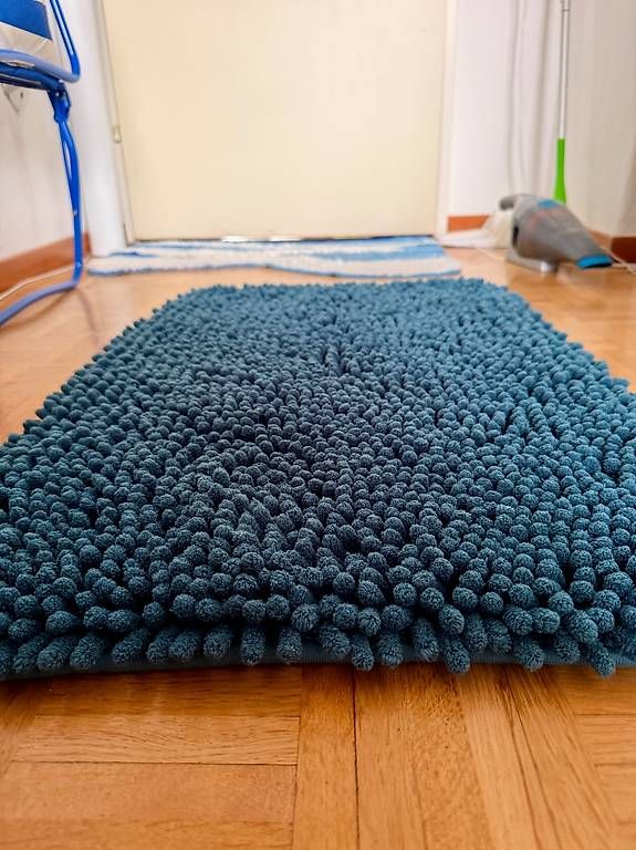 Tappeti: Move out sell - rug Teppich – Usato da Zürich venduto da leo_m8fc 1