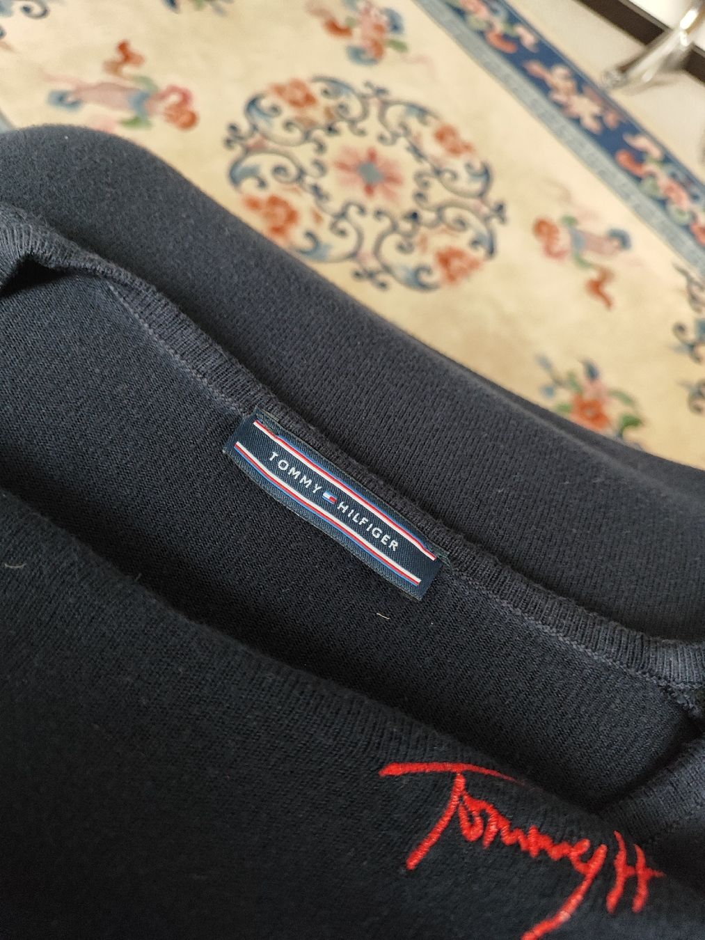 Tommy Hilfiger Pulls & Sweat-shirts: Hilfiger Damen pulli – D'occasion à Langnau am Albis par Judithsebi 4