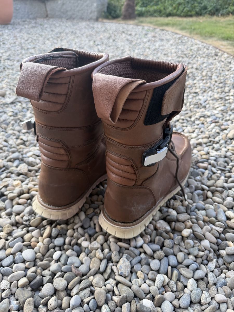 Scarpe da uomo: Motorrad adventure boots – Usato da Liestal venduto da OnyxGT 1