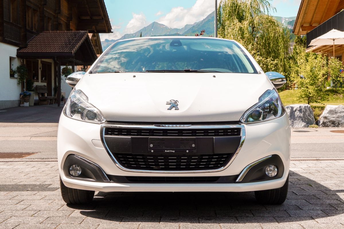 Peugeot Automobili: PEUGEOT 208 1.2i STT – Usato da Meiringen venduto da Josua.f 1