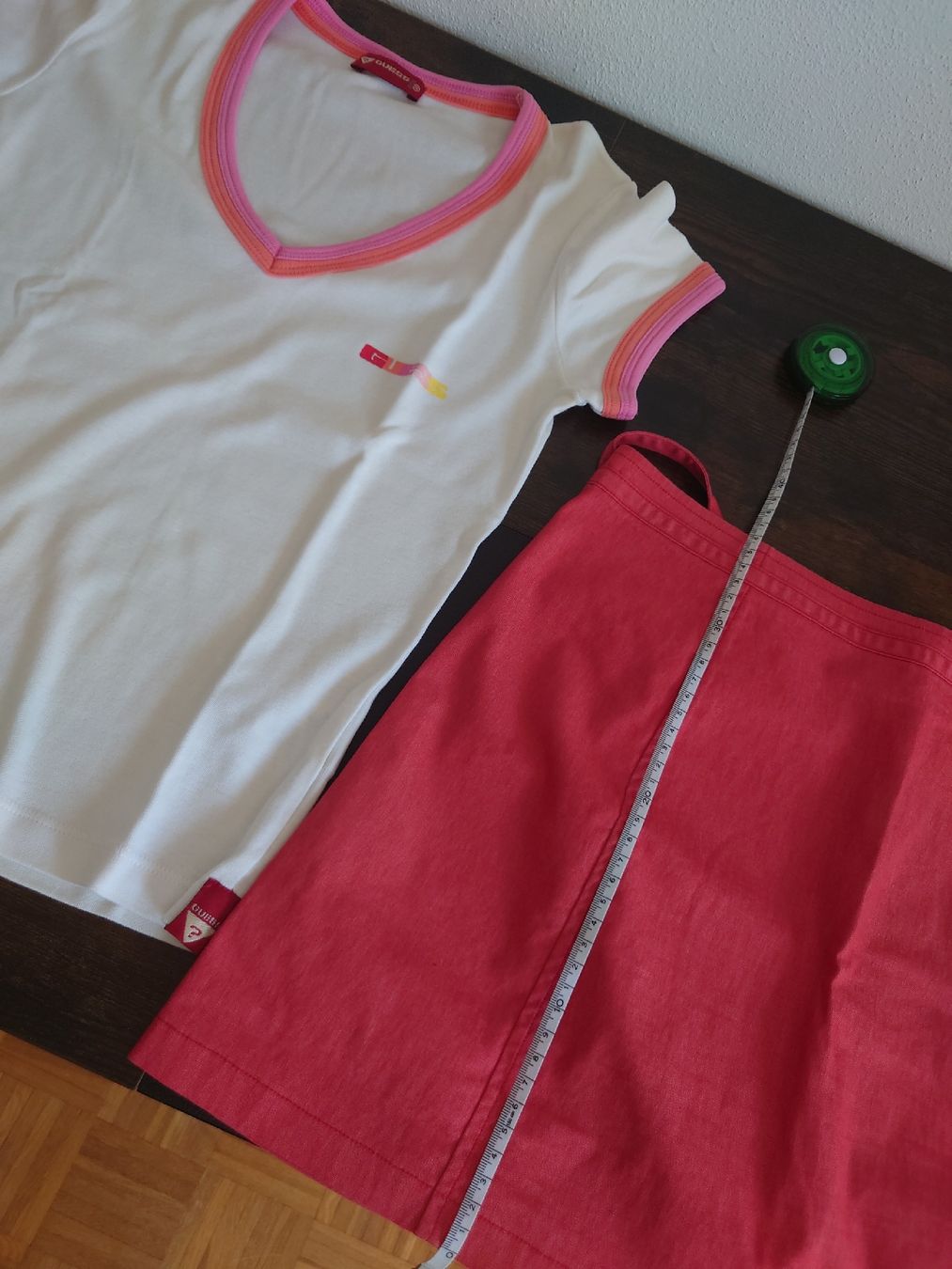 Guess Lotti & Set di vestiti: Vintage Guess Jeans completo – Usato da Savosa venduto da Puffola