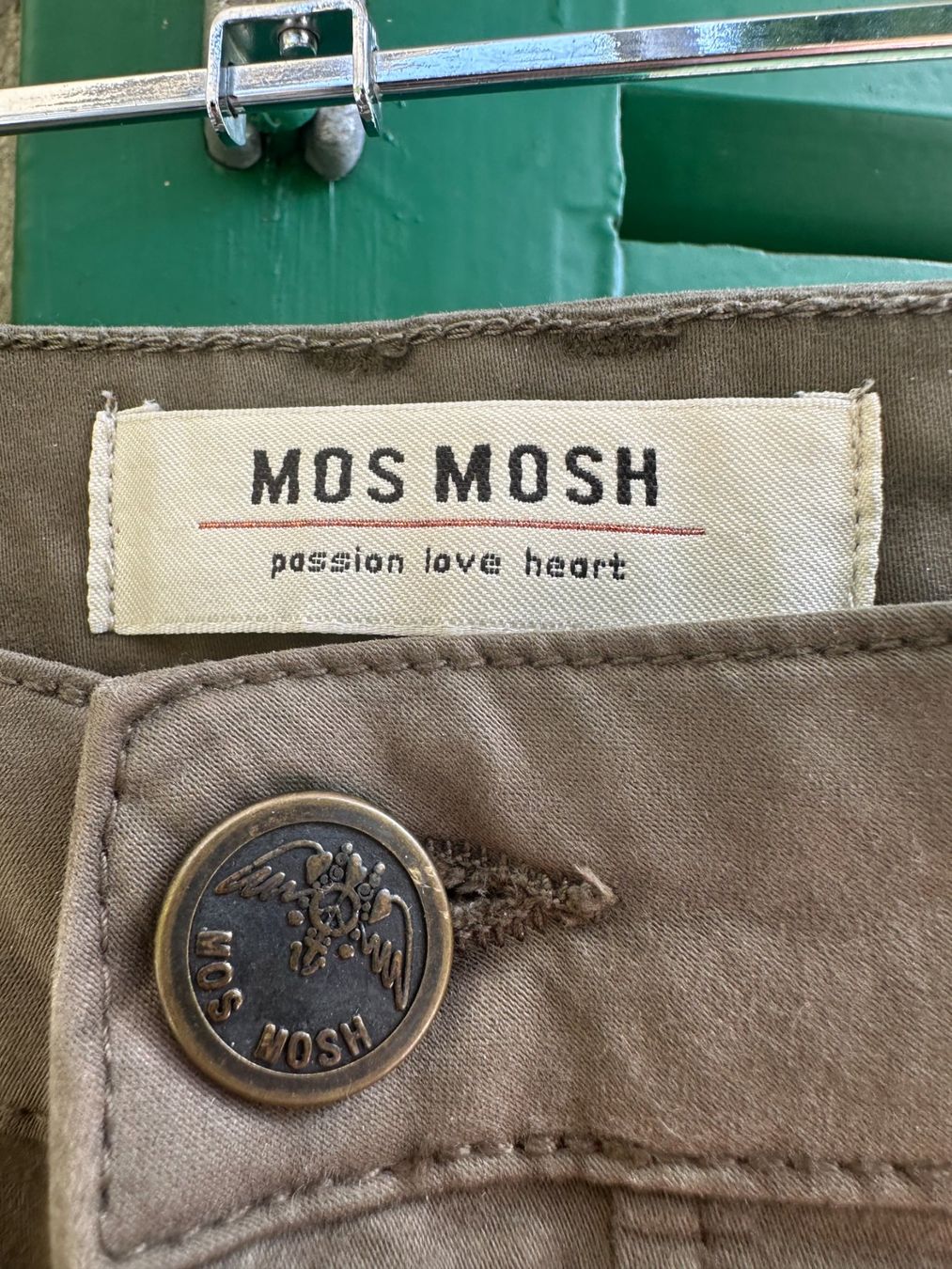 Mos mosh Pantaloni: MOS MOSH Hose in oliv Gr 28 – Usato da Luzern venduto da gwand 2