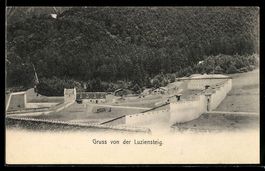 AK Luziensteig, Festungsanlage am Wald